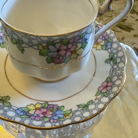 Royal Albert Crown China Teacup and Saucer - Picture 2 of 7